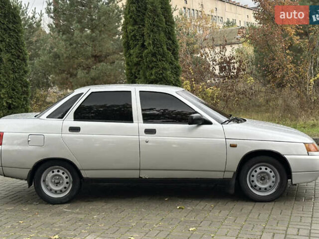 Сірий ВАЗ 2110, об'ємом двигуна 1.6 л та пробігом 270 тис. км за 1650 $, фото 4 на Automoto.ua