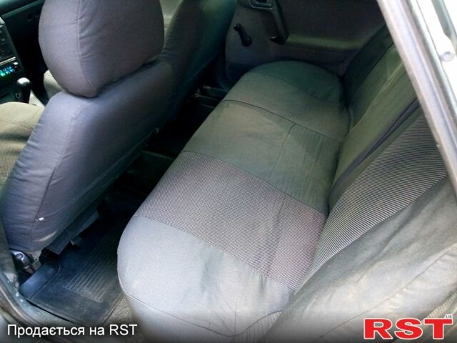 Серый ВАЗ 2110, объемом двигателя 1.6 л и пробегом 167 тыс. км за 1850 $, фото 6 на Automoto.ua