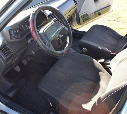 Серый ВАЗ 2110, объемом двигателя 1.6 л и пробегом 190 тыс. км за 2200 $, фото 17 на Automoto.ua