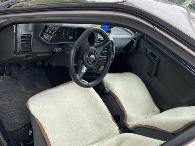 Сірий ВАЗ 2110, об'ємом двигуна 1.6 л та пробігом 70 тис. км за 1950 $, фото 3 на Automoto.ua