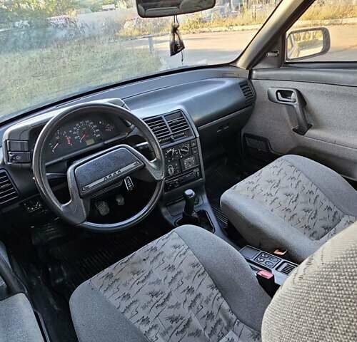Серый ВАЗ 2110, объемом двигателя 1.6 л и пробегом 200 тыс. км за 1900 $, фото 6 на Automoto.ua