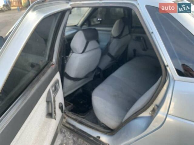 Серый ВАЗ 2110, объемом двигателя 1.6 л и пробегом 300 тыс. км за 1650 $, фото 5 на Automoto.ua