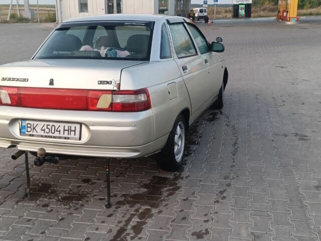 Серый ВАЗ 2110, объемом двигателя 1.6 л и пробегом 213 тыс. км за 1600 $, фото 3 на Automoto.ua