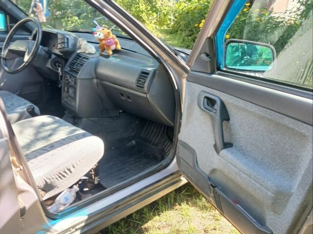 Серый ВАЗ 2110, объемом двигателя 1.6 л и пробегом 382 тыс. км за 1200 $, фото 5 на Automoto.ua