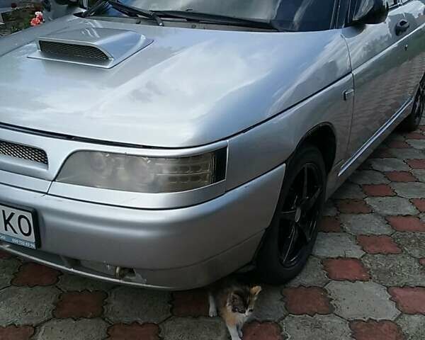 Серый ВАЗ 2110, объемом двигателя 1.6 л и пробегом 141 тыс. км за 2500 $, фото 2 на Automoto.ua