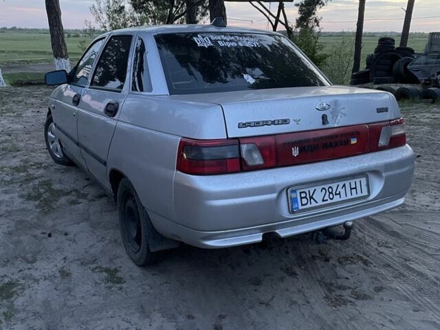 Серый ВАЗ 2110, объемом двигателя 1.6 л и пробегом 220 тыс. км за 850 $, фото 1 на Automoto.ua