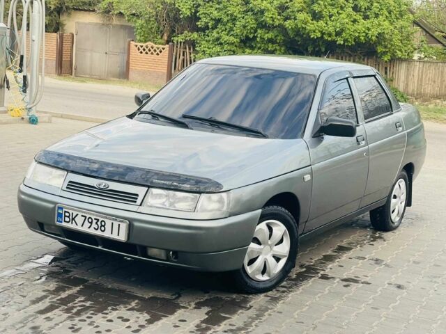 Серый ВАЗ 2110, объемом двигателя 1.6 л и пробегом 272 тыс. км за 1899 $, фото 5 на Automoto.ua