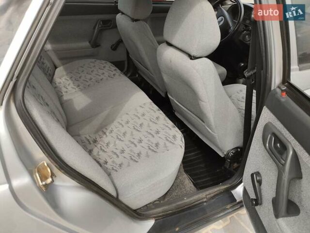 Сірий ВАЗ 2110, об'ємом двигуна 1.6 л та пробігом 223 тис. км за 2500 $, фото 12 на Automoto.ua