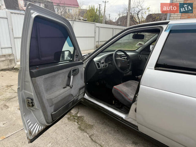 Серый ВАЗ 2110, объемом двигателя 1.6 л и пробегом 123 тыс. км за 1550 $, фото 6 на Automoto.ua