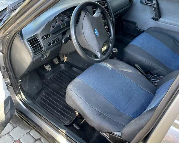 Серый ВАЗ 2110, объемом двигателя 1.6 л и пробегом 35 тыс. км за 3500 $, фото 6 на Automoto.ua