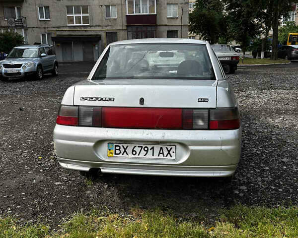 Серый ВАЗ 2110, объемом двигателя 1.6 л и пробегом 150 тыс. км за 1000 $, фото 1 на Automoto.ua