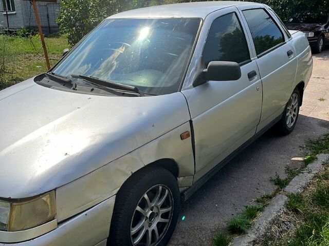 Серый ВАЗ 2110, объемом двигателя 1.5 л и пробегом 324 тыс. км за 650 $, фото 1 на Automoto.ua