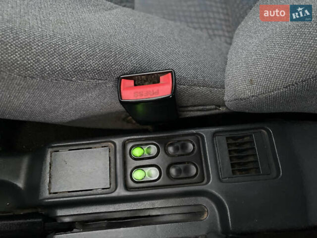 Серый ВАЗ 2110, объемом двигателя 1.6 л и пробегом 152 тыс. км за 2000 $, фото 35 на Automoto.ua