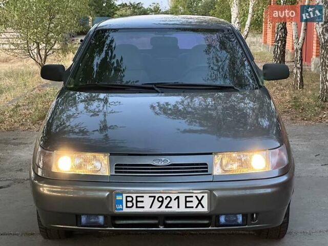 Сірий ВАЗ 2110, об'ємом двигуна 1.6 л та пробігом 108 тис. км за 2750 $, фото 43 на Automoto.ua