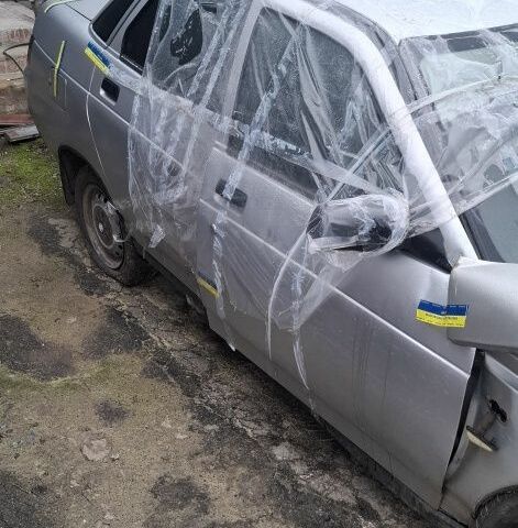 Серый ВАЗ 2110, объемом двигателя 1.6 л и пробегом 170 тыс. км за 800 $, фото 11 на Automoto.ua