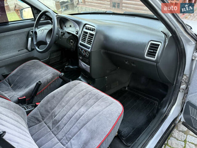 Сірий ВАЗ 2110, об'ємом двигуна 1.6 л та пробігом 123 тис. км за 1650 $, фото 15 на Automoto.ua