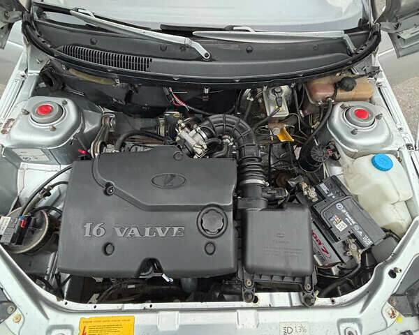 Серый ВАЗ 2110, объемом двигателя 1.6 л и пробегом 177 тыс. км за 2200 $, фото 5 на Automoto.ua