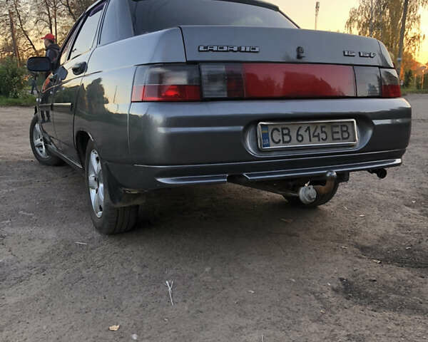 Серый ВАЗ 2110, объемом двигателя 1.6 л и пробегом 200 тыс. км за 3000 $, фото 5 на Automoto.ua