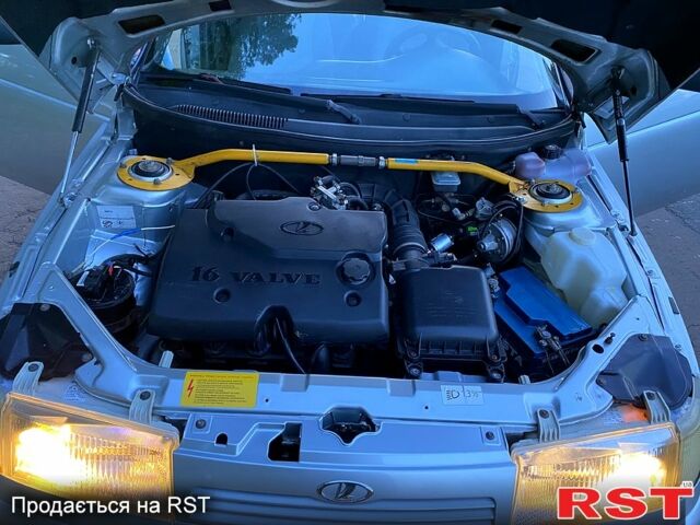Серый ВАЗ 2110, объемом двигателя 1.6 л и пробегом 223 тыс. км за 2500 $, фото 5 на Automoto.ua