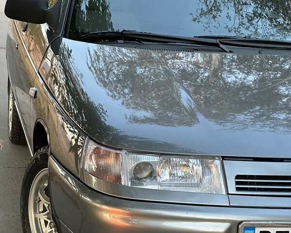 Сірий ВАЗ 2110, об'ємом двигуна 1.6 л та пробігом 108 тис. км за 2750 $, фото 2 на Automoto.ua