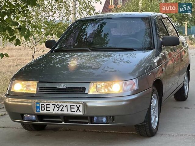 Сірий ВАЗ 2110, об'ємом двигуна 1.6 л та пробігом 108 тис. км за 2750 $, фото 41 на Automoto.ua