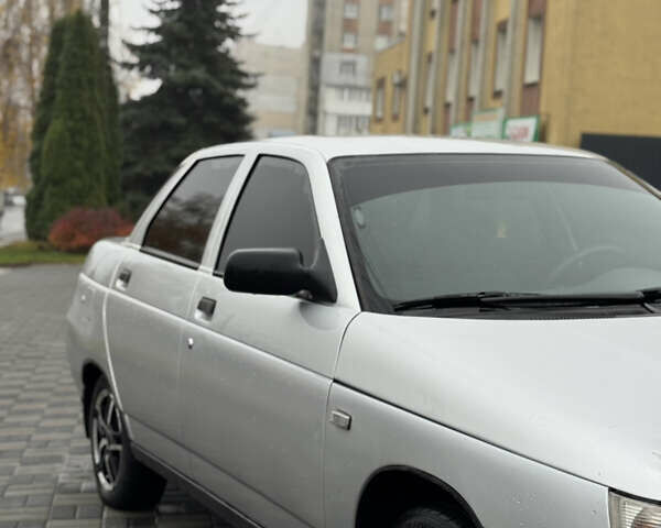 Серый ВАЗ 2110, объемом двигателя 1.6 л и пробегом 159 тыс. км за 1999 $, фото 7 на Automoto.ua