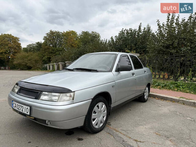 Сірий ВАЗ 2110, об'ємом двигуна 1.6 л та пробігом 240 тис. км за 2750 $, фото 1 на Automoto.ua