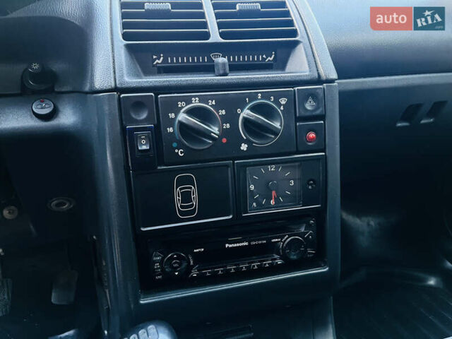 Серый ВАЗ 2110, объемом двигателя 1.6 л и пробегом 213 тыс. км за 2200 $, фото 22 на Automoto.ua