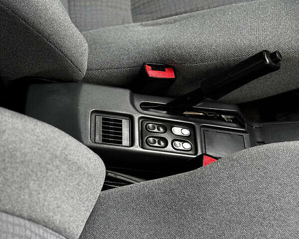 Серый ВАЗ 2110, объемом двигателя 1.6 л и пробегом 170 тыс. км за 2300 $, фото 25 на Automoto.ua