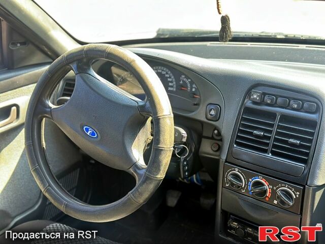 Сірий ВАЗ 2110, об'ємом двигуна 1.6 л та пробігом 208 тис. км за 2300 $, фото 7 на Automoto.ua