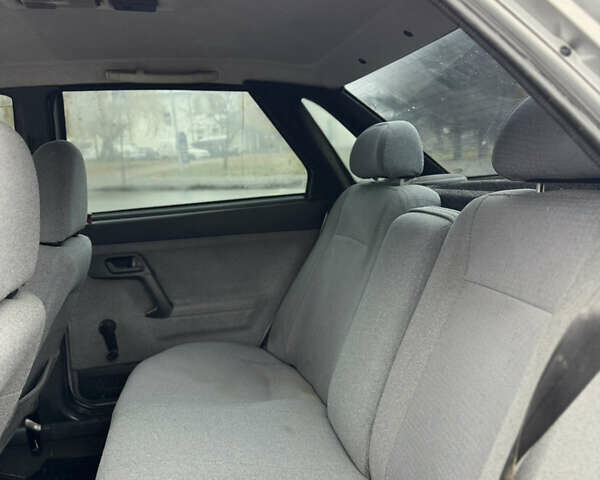 Серый ВАЗ 2110, объемом двигателя 1.6 л и пробегом 159 тыс. км за 1999 $, фото 11 на Automoto.ua