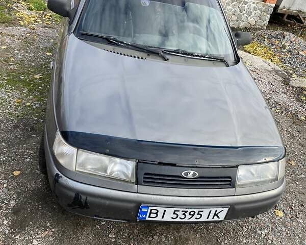 Серый ВАЗ 2110, объемом двигателя 1.6 л и пробегом 200 тыс. км за 2000 $, фото 2 на Automoto.ua