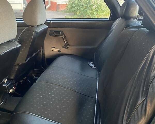 Серый ВАЗ 2110, объемом двигателя 1.6 л и пробегом 180 тыс. км за 1650 $, фото 1 на Automoto.ua