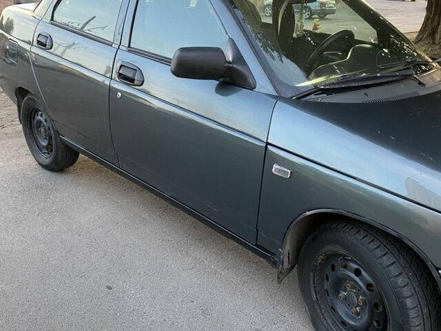 Серый ВАЗ 2110, объемом двигателя 1.6 л и пробегом 180 тыс. км за 1650 $, фото 3 на Automoto.ua