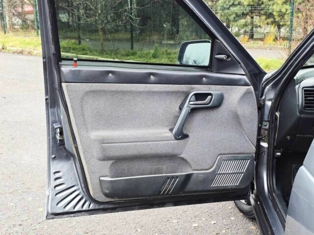 Сірий ВАЗ 2110, об'ємом двигуна 1.6 л та пробігом 194 тис. км за 2299 $, фото 7 на Automoto.ua