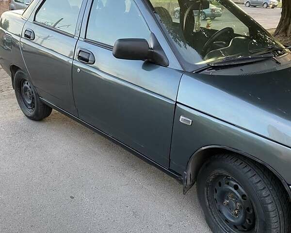 Серый ВАЗ 2110, объемом двигателя 1.6 л и пробегом 180 тыс. км за 1650 $, фото 2 на Automoto.ua