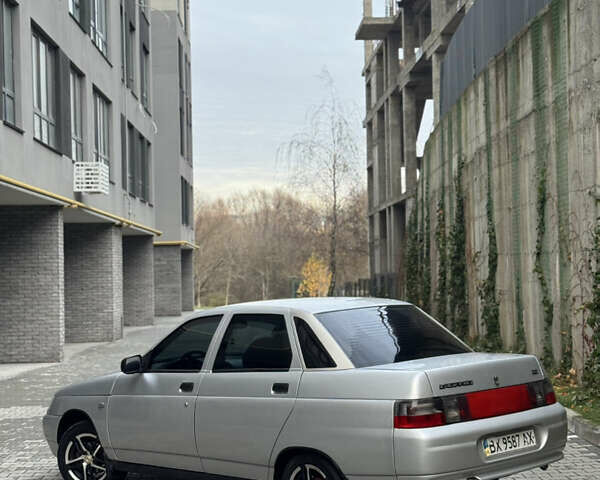 Сірий ВАЗ 2110, об'ємом двигуна 1.6 л та пробігом 160 тис. км за 1600 $, фото 4 на Automoto.ua