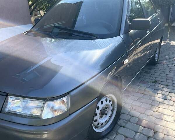 Серый ВАЗ 2110, объемом двигателя 1.6 л и пробегом 35 тыс. км за 3500 $, фото 2 на Automoto.ua