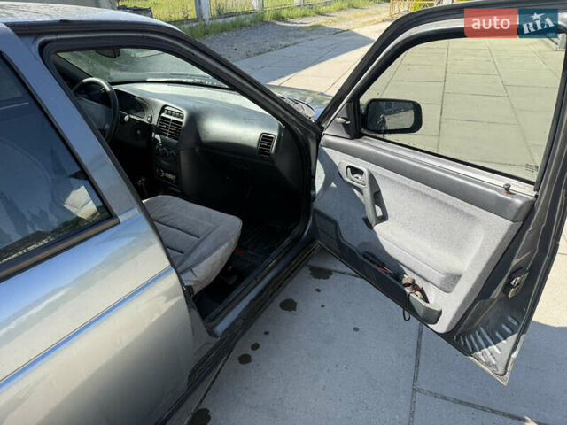 Серый ВАЗ 2110, объемом двигателя 1.6 л и пробегом 128 тыс. км за 2349 $, фото 10 на Automoto.ua