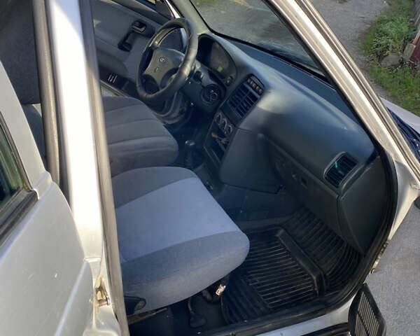 Сірий ВАЗ 2110, об'ємом двигуна 1.6 л та пробігом 133 тис. км за 1500 $, фото 5 на Automoto.ua