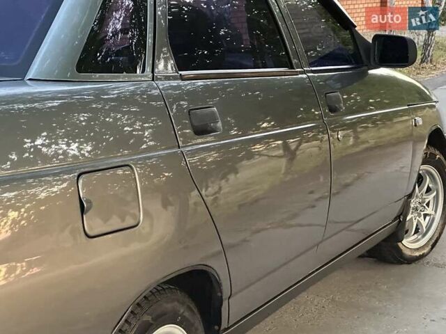 Сірий ВАЗ 2110, об'ємом двигуна 1.6 л та пробігом 108 тис. км за 2750 $, фото 5 на Automoto.ua