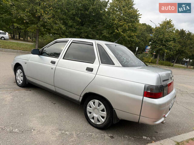 Сірий ВАЗ 2110, об'ємом двигуна 1.6 л та пробігом 240 тис. км за 2750 $, фото 5 на Automoto.ua