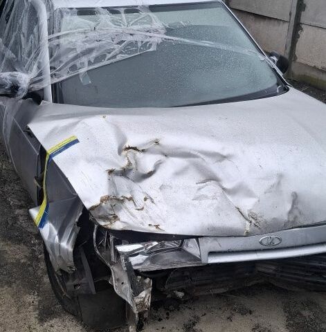 Серый ВАЗ 2110, объемом двигателя 1.6 л и пробегом 170 тыс. км за 800 $, фото 6 на Automoto.ua