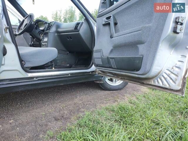 Сірий ВАЗ 2110, об'ємом двигуна 1.6 л та пробігом 130 тис. км за 3000 $, фото 14 на Automoto.ua