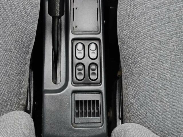 Сірий ВАЗ 2110, об'ємом двигуна 1.6 л та пробігом 194 тис. км за 2299 $, фото 16 на Automoto.ua