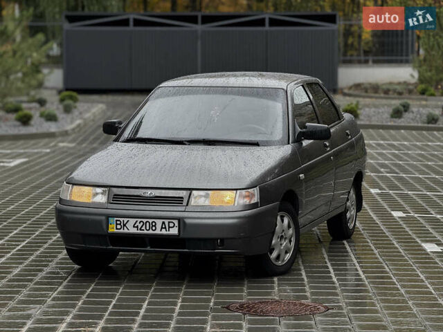 Серый ВАЗ 2110, объемом двигателя 1.6 л и пробегом 170 тыс. км за 2300 $, фото 7 на Automoto.ua