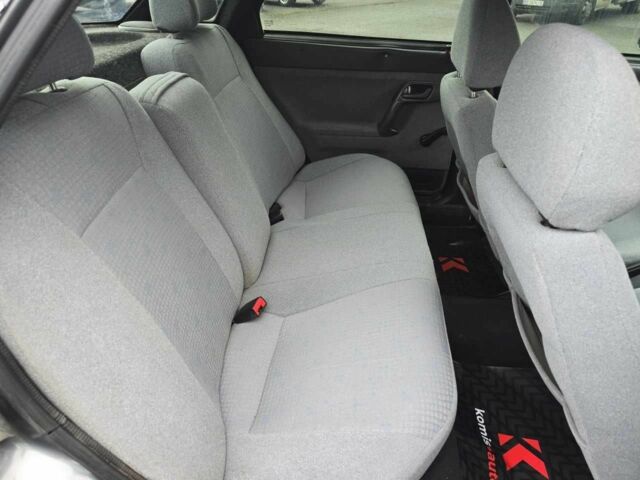 Сірий ВАЗ 2110, об'ємом двигуна 1.6 л та пробігом 194 тис. км за 2299 $, фото 20 на Automoto.ua