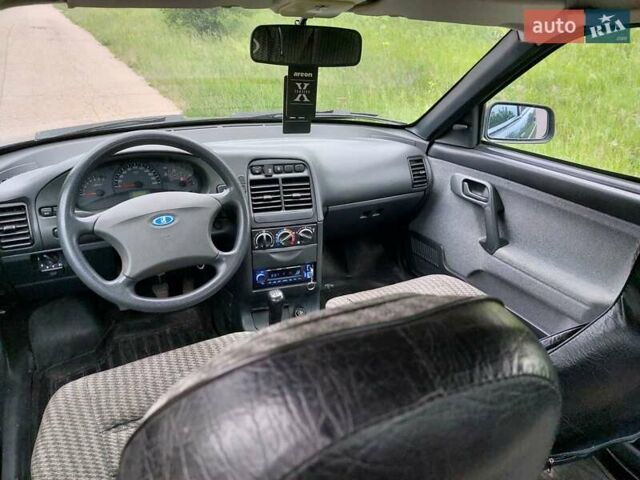 Серый ВАЗ 2110, объемом двигателя 1.6 л и пробегом 118 тыс. км за 2700 $, фото 4 на Automoto.ua