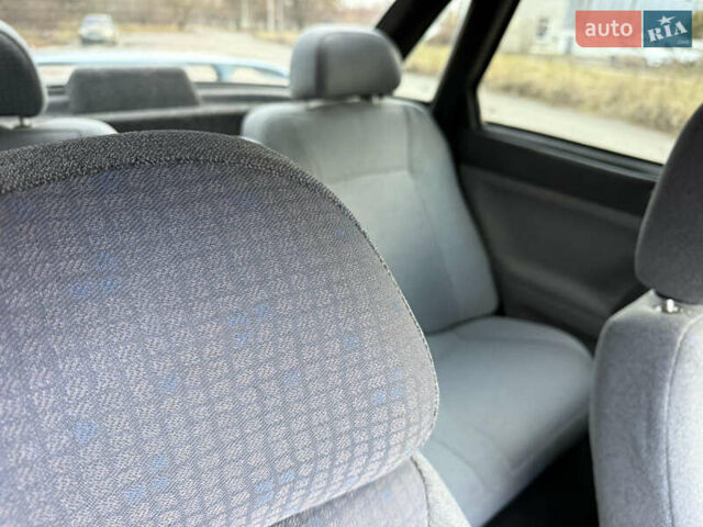 Сірий ВАЗ 2110, об'ємом двигуна 1.6 л та пробігом 192 тис. км за 2110 $, фото 18 на Automoto.ua