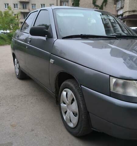 Серый ВАЗ 2110, объемом двигателя 1.6 л и пробегом 64 тыс. км за 2450 $, фото 1 на Automoto.ua